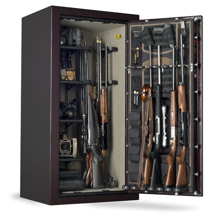 Medallion 33 GS open with guns
