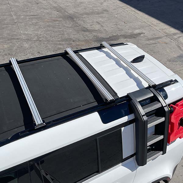 BadAss Tents Land Rover Defender 90/110 20-22 - Low Profile Cross Bar Kit (w/standoffs)