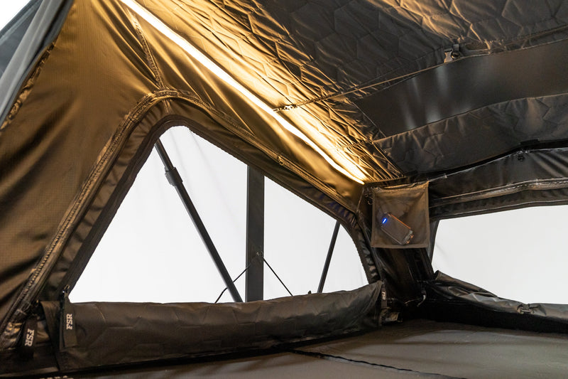 Freespirit Recreation Nova King - Hybrid Foldout Rooftop Tent