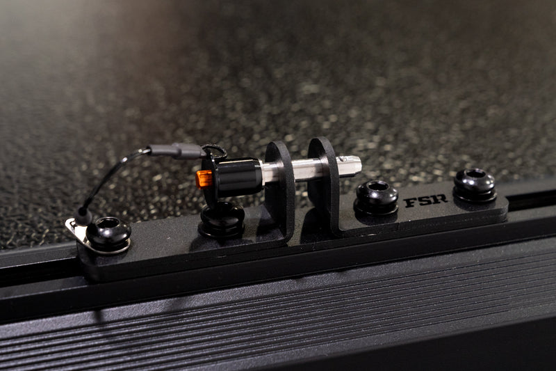 Freespirit Recreation Nova - Hybrid Foldout Rooftop Tent