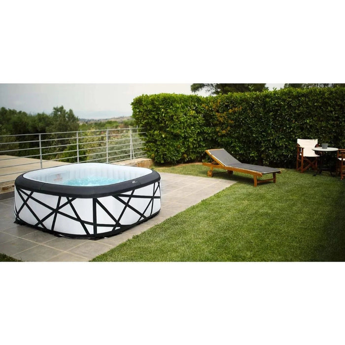 MSpa Soho in the Backyard