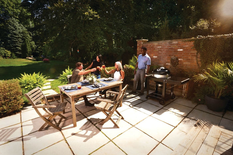 Napoleon Pro Professional 22 Charcoal Cart 22-inch Kettle Grill with Cart