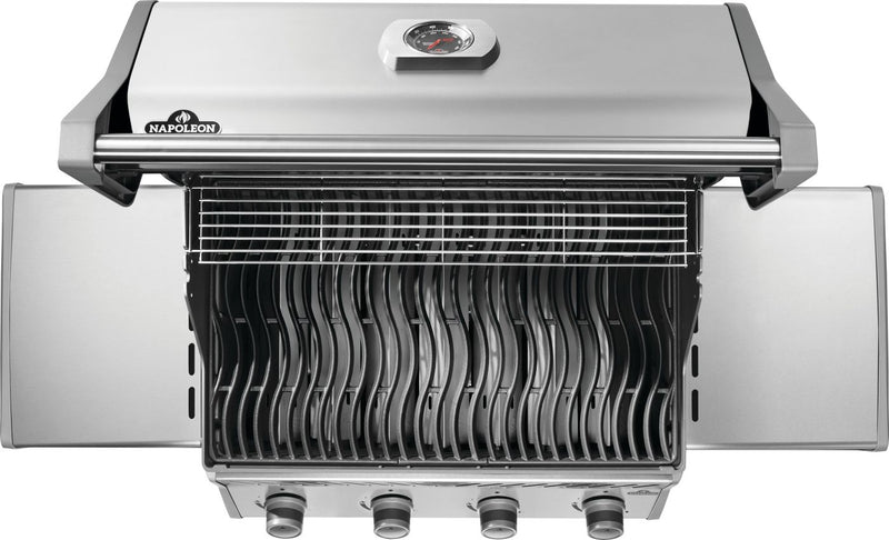 Napoleon Rogue® 525 Stainless Steel Gas Grill