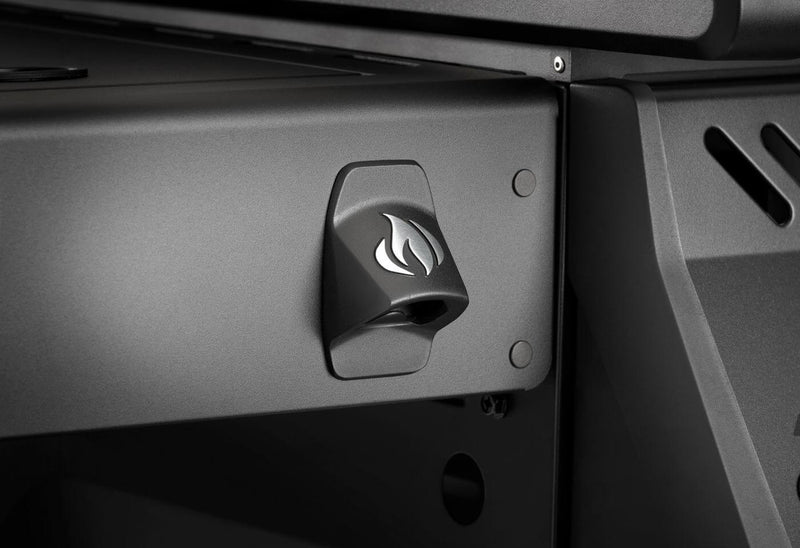 Napoleon Rogue® PRO Phantom 30 Inch Griddle