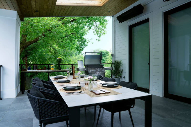 Napoleon Rogue® PRO 525 SIB Stainless Steel Gas Grill with Infrared Side Burner