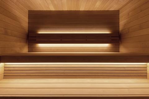 G7 interior bench and lights