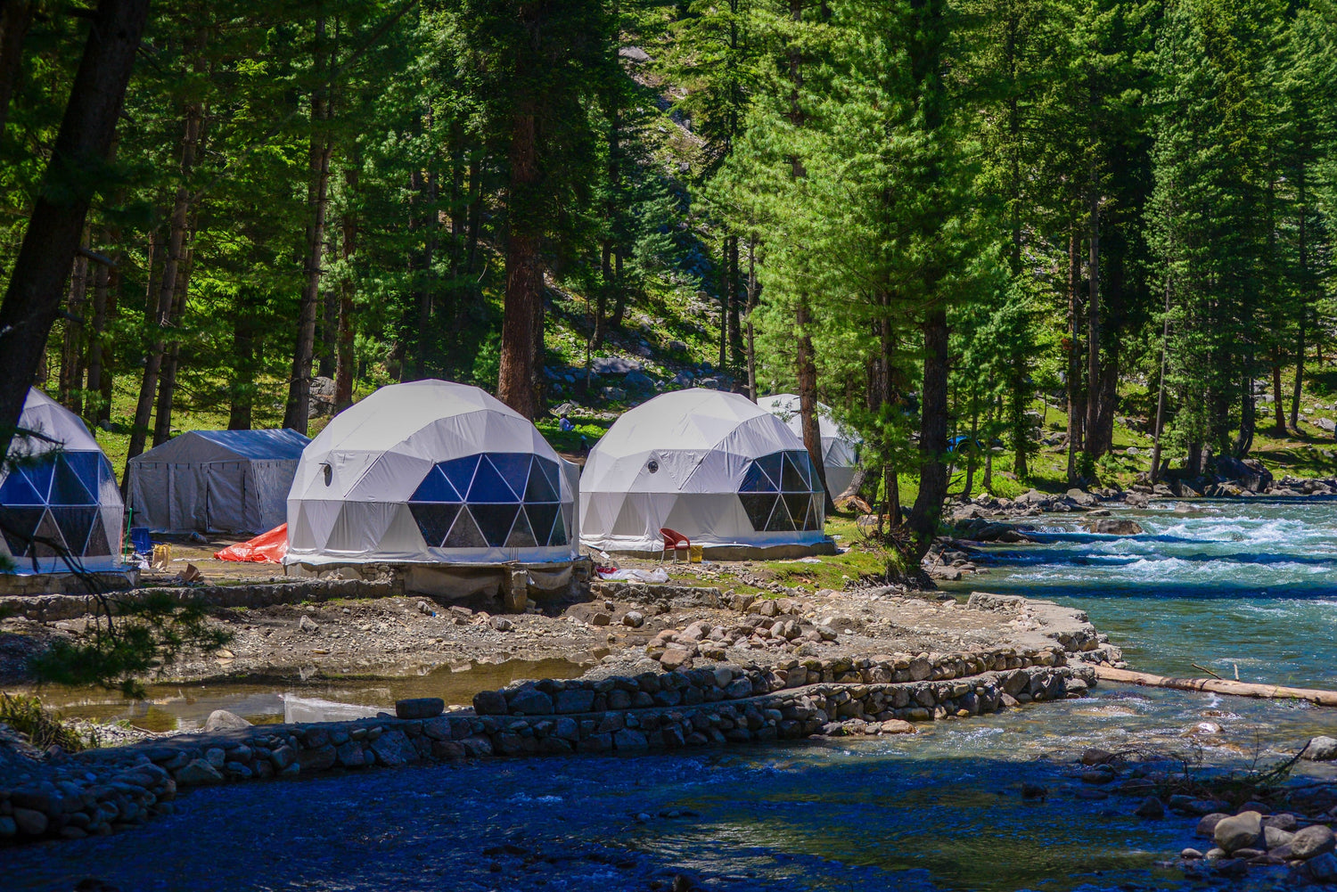 🏕️ Glamping Essentials for Short-Term Rentals